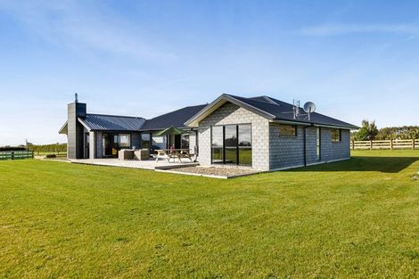 Photo of property in 108 Flint Road, Stratford, 4332