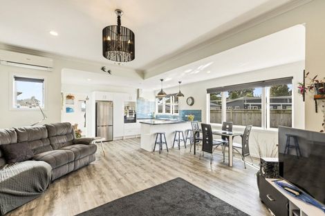 Photo of property in 56 Maire Street, Inglewood, 4330