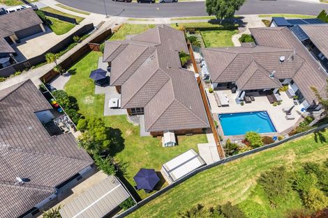 Photo of property in 14 Carrington Drive, Papamoa Beach, Papamoa, 3118
