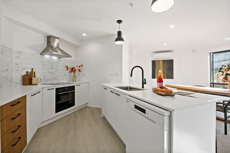 Photo of property in 45 Kittiwake Drive, Schnapper Rock, Auckland, 0632