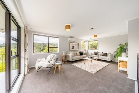 Photo of property in 5 Winchester Avenue, Pinehaven, Upper Hutt, 5019