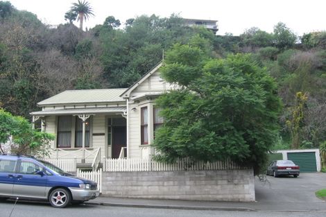 Photo of property in 23 Chaucer Road, Hospital Hill, Napier, 4110