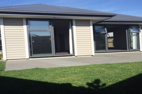 Photo of property in 6 Pimlico Place, Rangiora, 7400