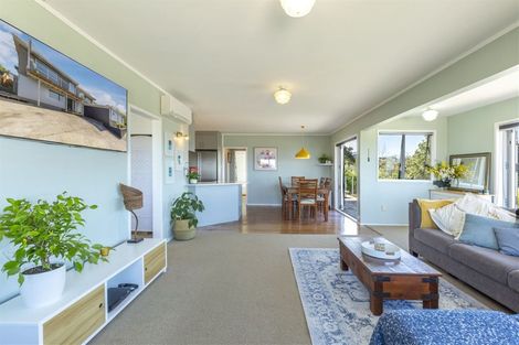 Photo of property in 9 Everard Avenue, Army Bay, Whangaparaoa, 0930