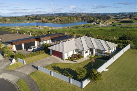 Photo of property in 12 Vantage Place, Omokoroa, 3114