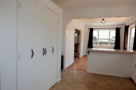 Photo of property in 166 Queen Street West, Levin, 5510