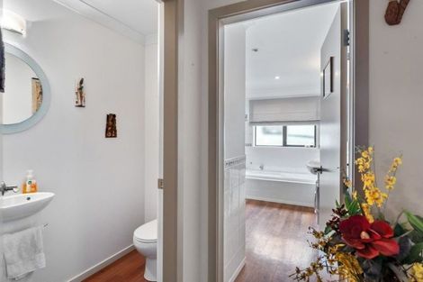 Photo of property in 15 Fairway Oaks Drive, Waikanae Beach, Waikanae, 5036