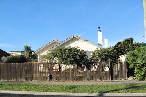 Photo of property in 7 Lonsdale Street, New Brighton, Christchurch, 8083