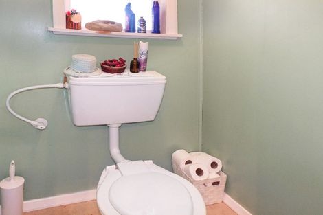 Photo of property in 18 Brown Terrace, Foxton Beach, Foxton, 4815