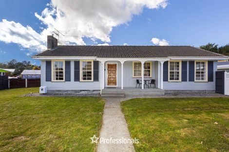 Photo of property in 62 Hillside Drive, Maoribank, Upper Hutt, 5018