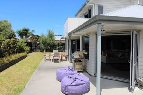Photo of property in 126 Puka Crescent, Matarangi, Whitianga, 3592