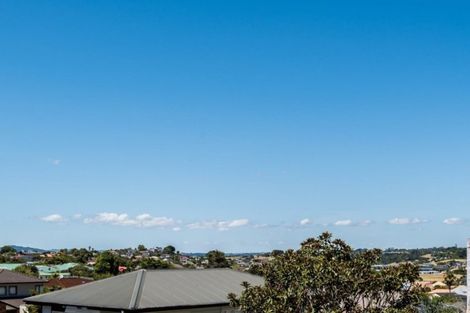 Photo of property in 19a Paparoa Road, Cockle Bay, Auckland, 2014