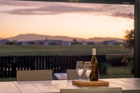 Photo of property in 21 Nicole Place, Papamoa Beach, Papamoa, 3118