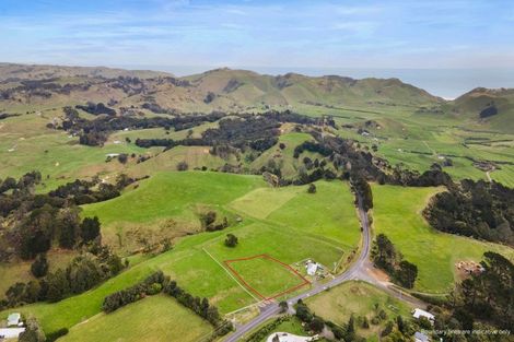 Photo of property in 2586 Awhitu Road, Awhitu, 2684