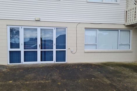 Photo of property in 1/212 Sunnynook Road, Totara Vale, Auckland, 0627