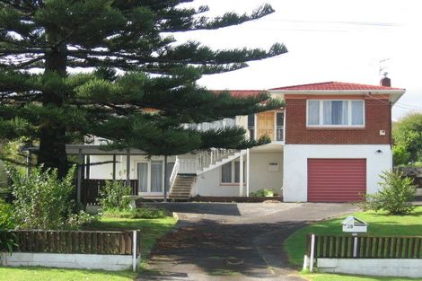 Photo of property in 28 Lewis Road, Pakuranga, Auckland, 2010