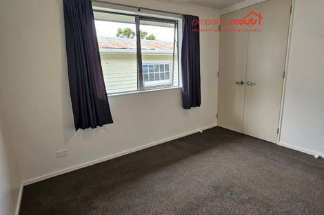 Photo of property in 71 Queenwood Road, Levin, 5510