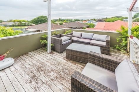Photo of property in 5 Grey Street, College Estate, Whanganui, 4500