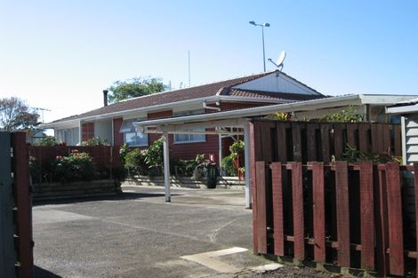 Photo of property in 90 Cascades Road, Pakuranga Heights, Auckland, 2010