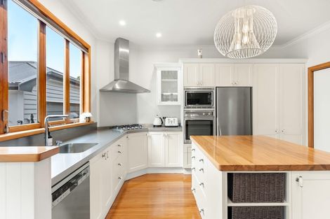 Photo of property in 11 Thornycroft Avenue, Epuni, Lower Hutt, 5011