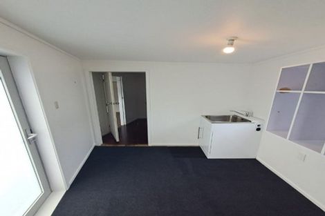 Photo of property in 2/21 Hythe Terrace, Mairangi Bay, Auckland, 0630
