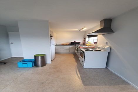 Photo of property in 2/3 Opaheke Road, Papakura, 2110