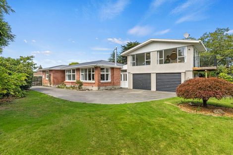 Photo of property in 30 Hadlow Place, Burnside, Christchurch, 8041