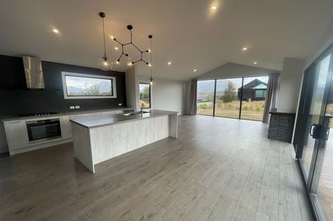 Photo of property in 19 Glenfiddich Road, Jacks Point, Queenstown, 9371