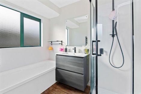 Photo of property in 17 Mansfield Road, Owhata, Rotorua, 3010