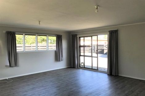 Photo of property in 15 Park Estate Road, Rosehill, Papakura, 2113