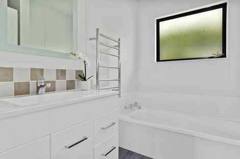 Photo of property in 6 Poike Road, Hairini, Tauranga, 3112