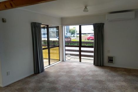 Photo of property in 1/210 Devonport Road, Tauranga, 3110