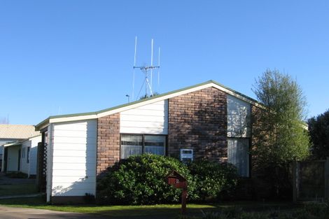 Photo of property in 2 Olwyn Green, Dinsdale, Hamilton, 3204