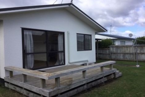 Photo of property in 18b Kane Road, Papamoa Beach, Papamoa, 3118