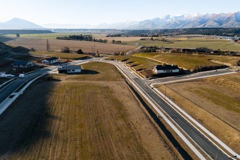 Photo of property in 10 Lake Mckay Drive, Luggate, 9382