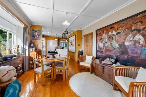 Photo of property in 41 Cameron Street, New Plymouth, 4310