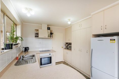Photo of property in 24 Logan Way, Kelvin Grove, Palmerston North, 4414