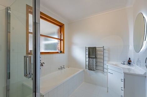 Photo of property in 15 Heatley Avenue, Hokowhitu, Palmerston North, 4410