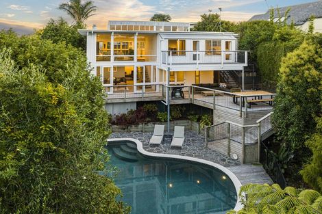 Photo of property in 92 Parr Terrace, Castor Bay, Auckland, 0620