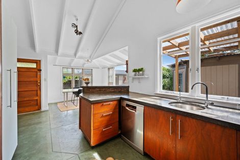 Photo of property in 181 Vigor Brown Street, Napier South, Napier, 4110