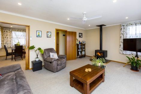 Photo of property in 19 Haylock Grove, Totara Park, Upper Hutt, 5018