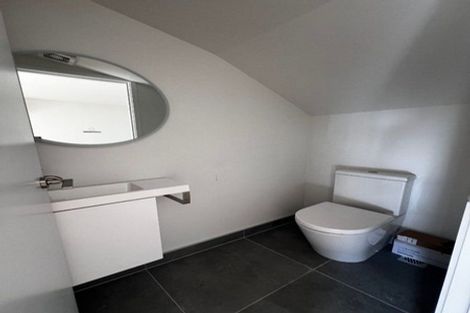 Photo of property in 4/21 Divich Avenue, Te Atatu South, Auckland, 0610