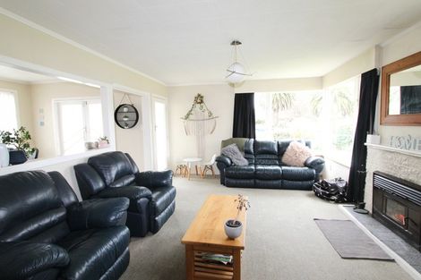 Photo of property in 621 State Highway 2, Pahiatua, 4910
