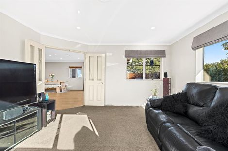 Photo of property in 41 Chic Gardens, Parakai, 0830