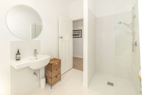 Photo of property in 1 Hydes Road, Raumati South, Paraparaumu, 5032