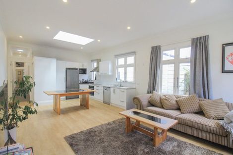 Photo of property in 35-37 Roy Street, Newtown, Wellington, 6021