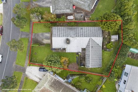 Photo of property in 25 Chatsworth Crescent, Pakuranga Heights, Auckland, 2010