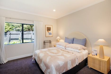 Photo of property in 2 Balmoral Drive, Terrace End, Palmerston North, 4410