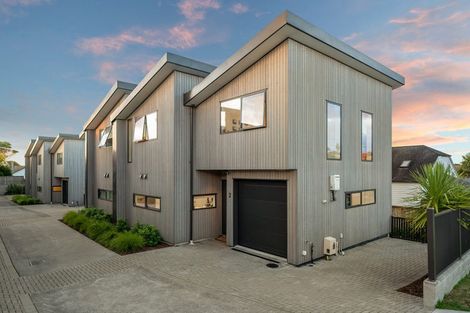Photo of property in 2 Matau Way, Hauraki, Auckland, 0622
