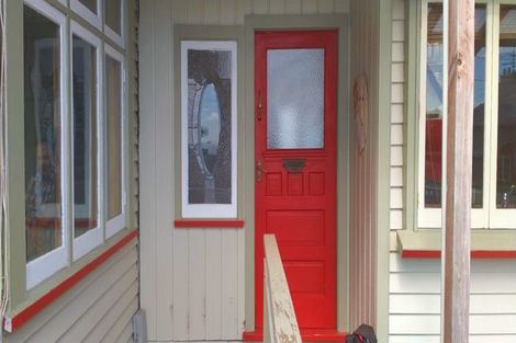 Photo of property in 112 Grafton Road, Roseneath, Wellington, 6011